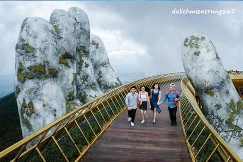 TOUR BÀ NÀ HILL